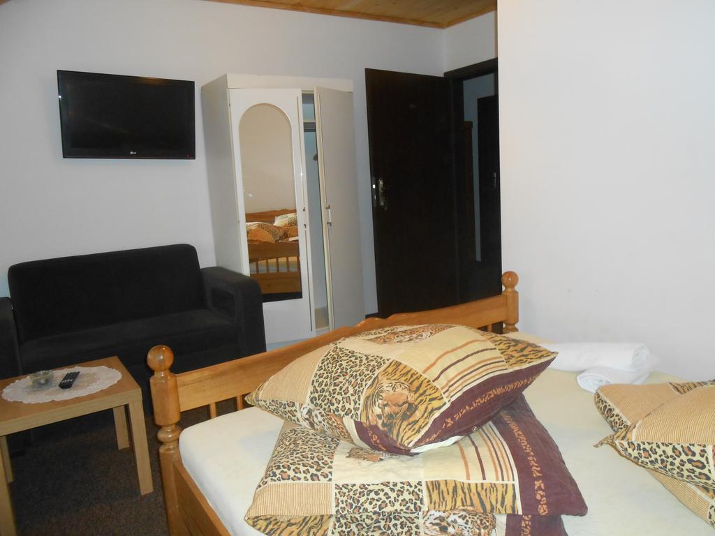 Magdalenka - Pokoje W Centrum Szczyrk Chambre photo