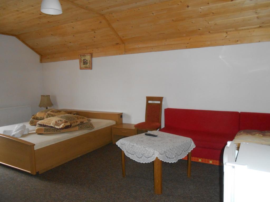Magdalenka - Pokoje W Centrum Szczyrk Chambre photo