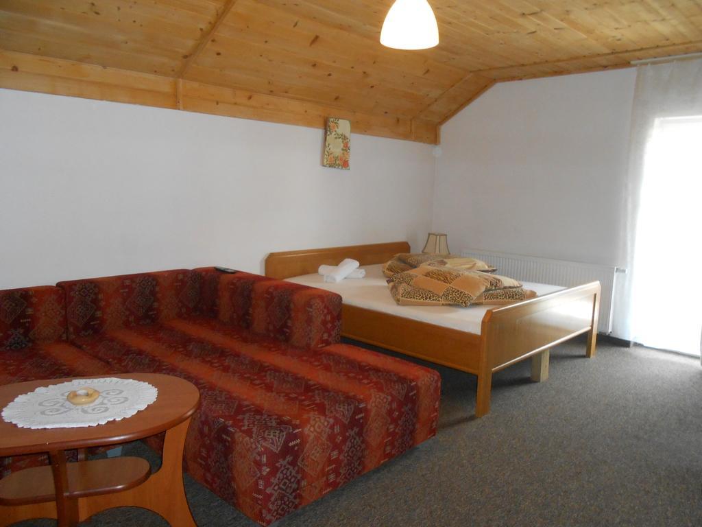 Magdalenka - Pokoje W Centrum Szczyrk Chambre photo